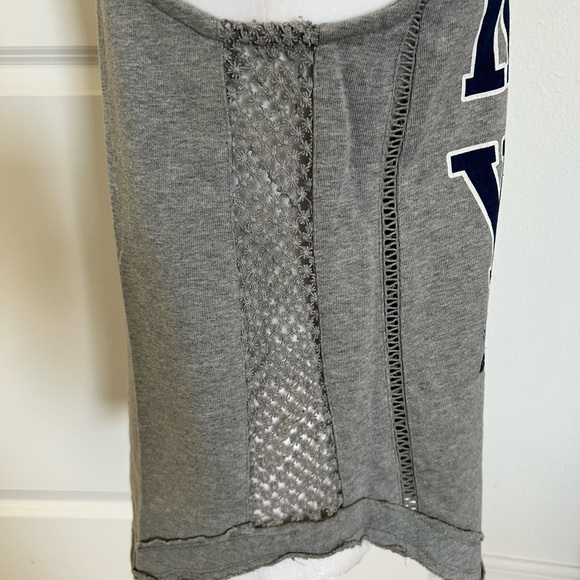 NWT Anthropologie Gray New York Graphic Tank Top Small - Picture 9 of 13